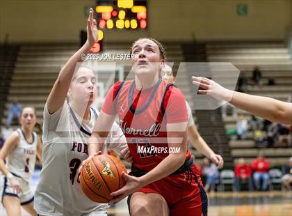 Thumbnail 1 in Hornell vs. Chenango Forks (NYSPHSAA Class B State Semi-Final) photogallery.