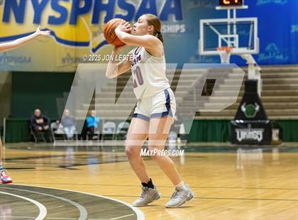 Thumbnail 1 in Hornell vs. Chenango Forks (NYSPHSAA Class B State Semi-Final) photogallery.