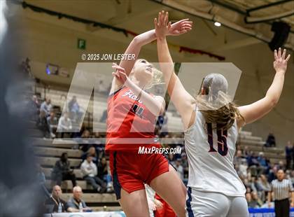 Thumbnail 1 in Hornell vs. Chenango Forks (NYSPHSAA Class B State Semi-Final) photogallery.