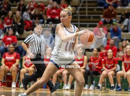 Thumbnail 3 in Hornell vs. Chenango Forks (NYSPHSAA Class B State Semi-Final) photogallery.