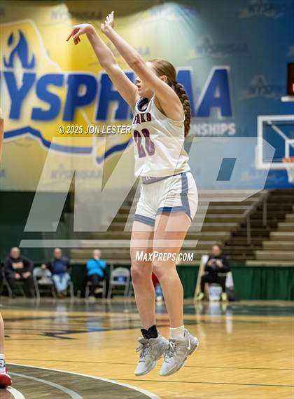 Thumbnail 2 in Hornell vs. Chenango Forks (NYSPHSAA Class B State Semi-Final) photogallery.