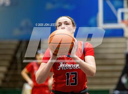 Thumbnail 3 in Hornell vs. Chenango Forks (NYSPHSAA Class B State Semi-Final) photogallery.