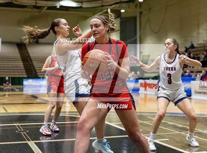 Thumbnail 2 in Hornell vs. Chenango Forks (NYSPHSAA Class B State Semi-Final) photogallery.