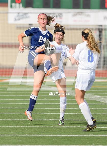 Thumbnail 3 in Desert Vista vs. Xavier College Prep (AIA 6A Final)  photogallery.