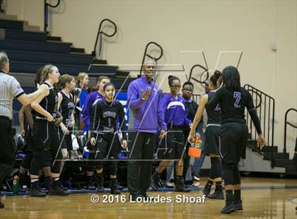 Thumbnail 2 in Bowie vs. Cedar Ridge photogallery.