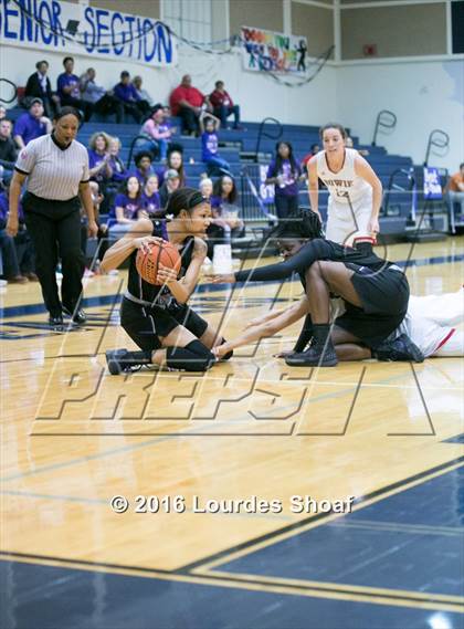 Thumbnail 3 in Bowie vs. Cedar Ridge photogallery.