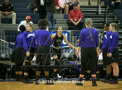 Thumbnail 2 in Bowie vs. Cedar Ridge photogallery.