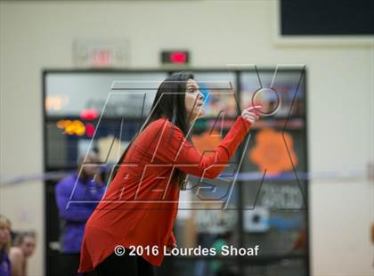 Thumbnail 2 in Bowie vs. Cedar Ridge photogallery.