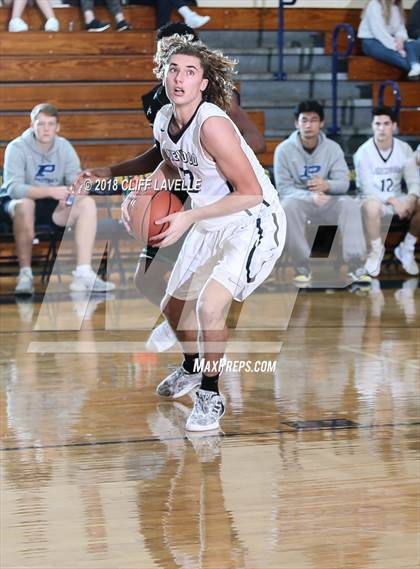 Thumbnail 1 in Roswell vs Pinewood Prep (Rotary Roundball Classic) photogallery.
