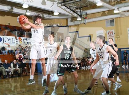 Thumbnail 3 in Roswell vs Pinewood Prep (Rotary Roundball Classic) photogallery.