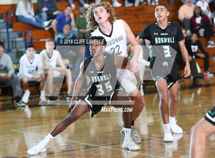 Thumbnail 3 in Roswell vs Pinewood Prep (Rotary Roundball Classic) photogallery.
