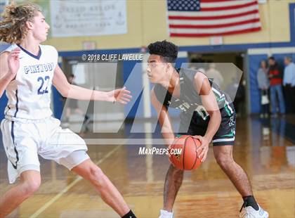 Thumbnail 2 in Roswell vs Pinewood Prep (Rotary Roundball Classic) photogallery.