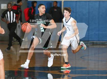 Thumbnail 1 in Roswell vs Pinewood Prep (Rotary Roundball Classic) photogallery.
