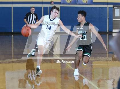 Thumbnail 2 in Roswell vs Pinewood Prep (Rotary Roundball Classic) photogallery.