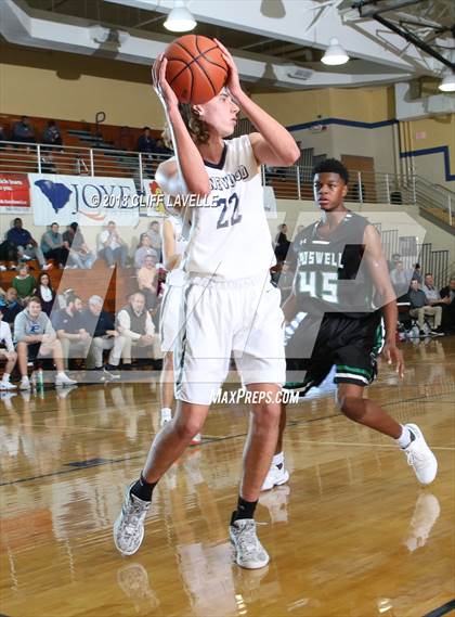 Thumbnail 2 in Roswell vs Pinewood Prep (Rotary Roundball Classic) photogallery.
