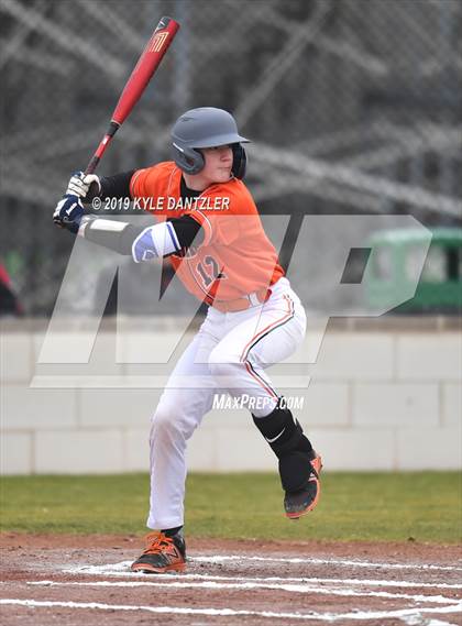 Thumbnail 3 in Commerce vs Cumby (Blue Ridge Tournament) photogallery.