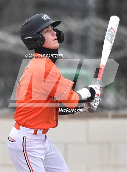 Thumbnail 3 in Commerce vs Cumby (Blue Ridge Tournament) photogallery.