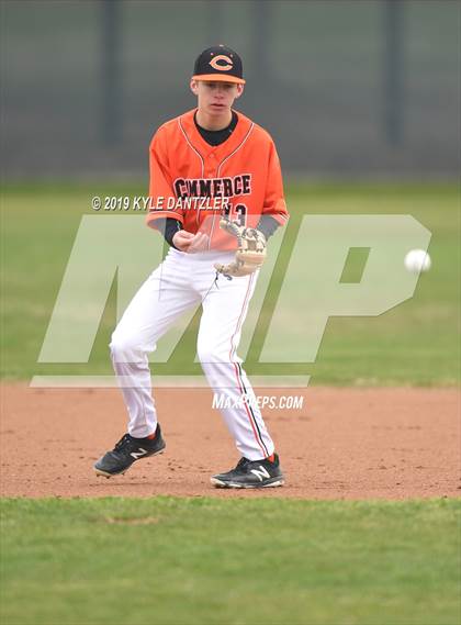 Thumbnail 2 in Commerce vs Cumby (Blue Ridge Tournament) photogallery.