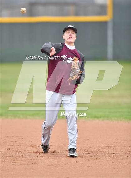 Thumbnail 2 in Commerce vs Cumby (Blue Ridge Tournament) photogallery.