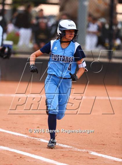 Thumbnail 1 in Ralston Valley vs Loveland (Erie Festival of Champions) photogallery.