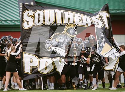 Thumbnail 3 in Grand Island @ Lincoln Southeast photogallery.