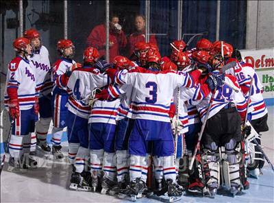 Thumbnail 3 in Massena vs West Genesee (NYSPHSAA D1 Final) photogallery.