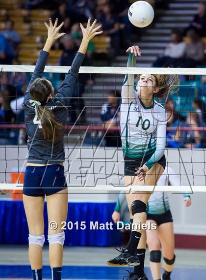 Thumbnail 3 in University vs. Manitou Springs (CHSAA 3A Playoff) photogallery.