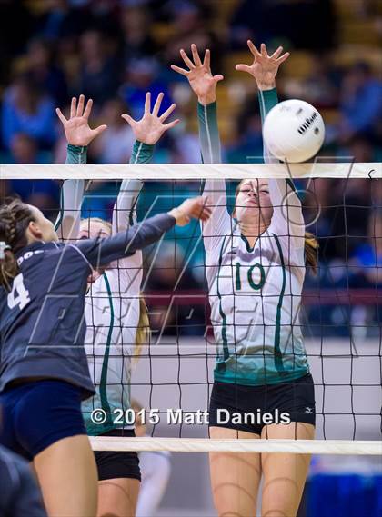 Thumbnail 3 in University vs. Manitou Springs (CHSAA 3A Playoff) photogallery.