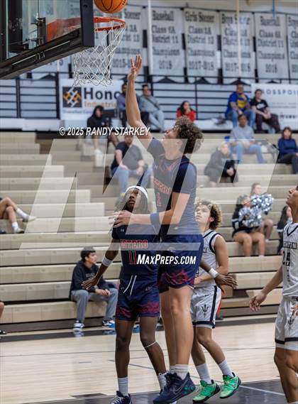 Thumbnail 1 in Estero @ Mariner photogallery.