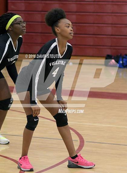 Thumbnail 2 in Golden Sierra @ Encina Prep photogallery.
