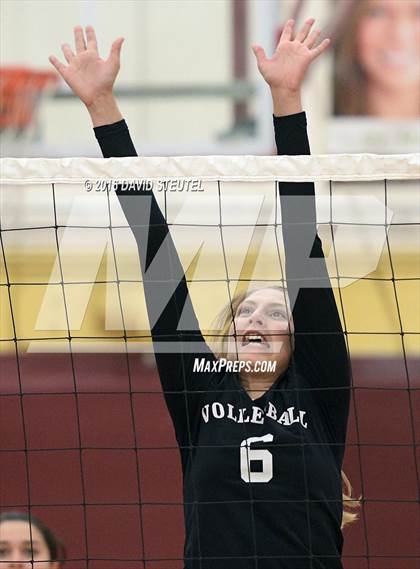 Thumbnail 2 in Golden Sierra @ Encina Prep photogallery.