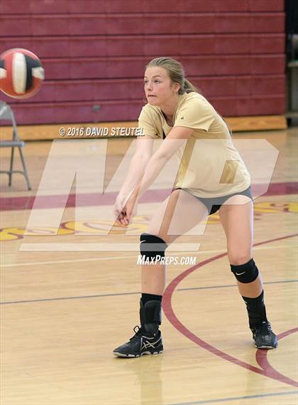 Thumbnail 2 in Golden Sierra @ Encina Prep photogallery.
