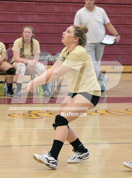 Thumbnail 1 in Golden Sierra @ Encina Prep photogallery.