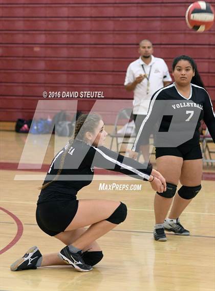 Thumbnail 2 in Golden Sierra @ Encina Prep photogallery.
