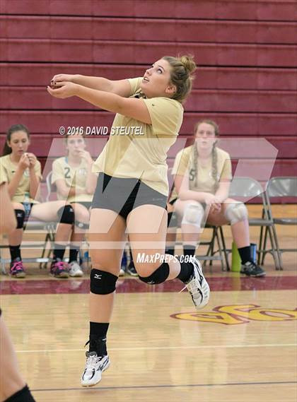 Thumbnail 3 in Golden Sierra @ Encina Prep photogallery.