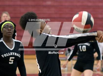 Thumbnail 2 in Golden Sierra @ Encina Prep photogallery.