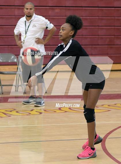Thumbnail 1 in Golden Sierra @ Encina Prep photogallery.