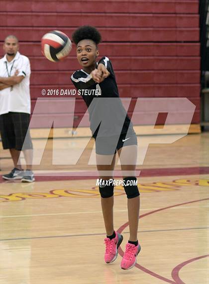 Thumbnail 1 in Golden Sierra @ Encina Prep photogallery.