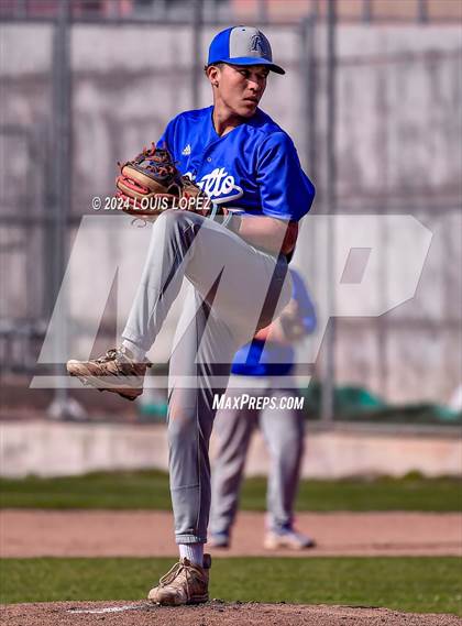 Thumbnail 2 in Rialto @ Jurupa Hills photogallery.