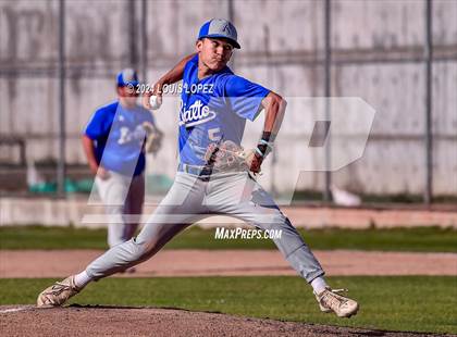 Thumbnail 1 in Rialto @ Jurupa Hills photogallery.