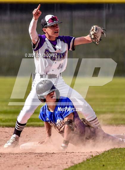 Thumbnail 2 in Rialto @ Jurupa Hills photogallery.