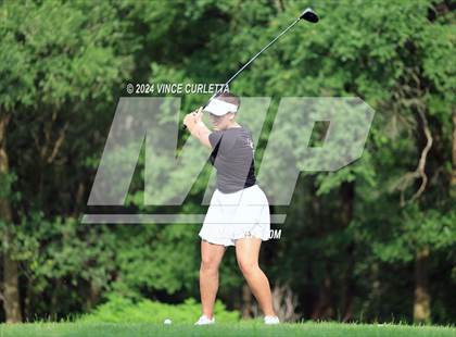 Thumbnail 2 in UIL 3A Girls Golf Finals photogallery.