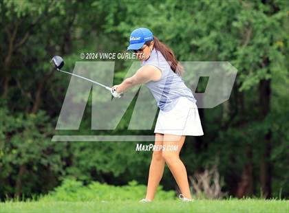 Thumbnail 3 in UIL 3A Girls Golf Finals photogallery.
