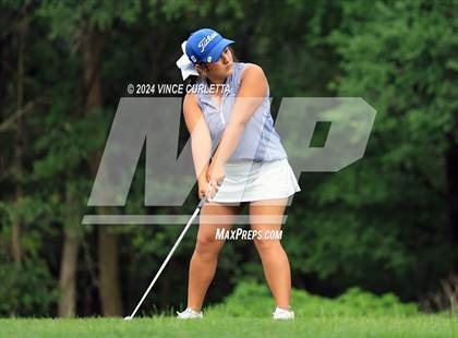 Thumbnail 1 in UIL 3A Girls Golf Finals photogallery.