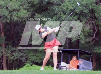 Thumbnail 3 in UIL 3A Girls Golf Finals photogallery.