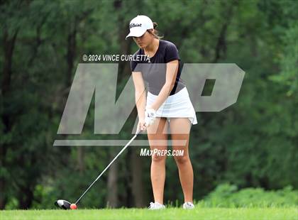 Thumbnail 3 in UIL 3A Girls Golf Finals photogallery.