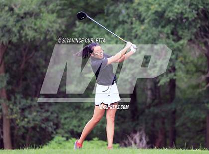 Thumbnail 1 in UIL 3A Girls Golf Finals photogallery.