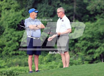 Thumbnail 3 in UIL 3A Girls Golf Finals photogallery.