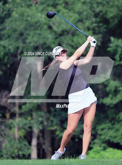Thumbnail 1 in UIL 3A Girls Golf Finals photogallery.