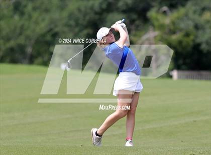 Thumbnail 3 in UIL 3A Girls Golf Finals photogallery.